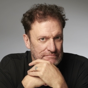 director mostra cine